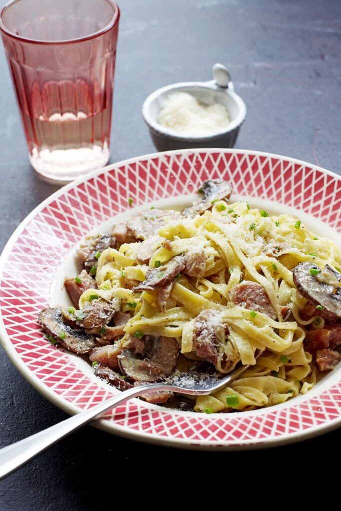 Jamie Oliver Christmas Carbonara Pasta