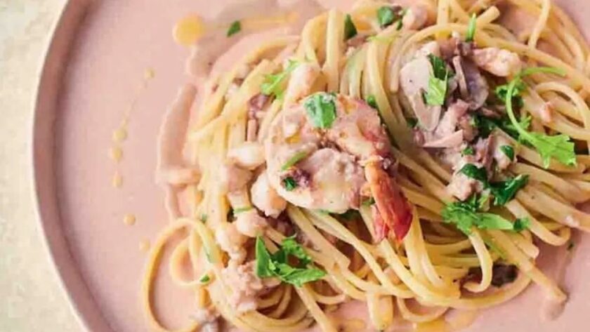 Jamie Oliver Creamy Prawn Linguine Pasta