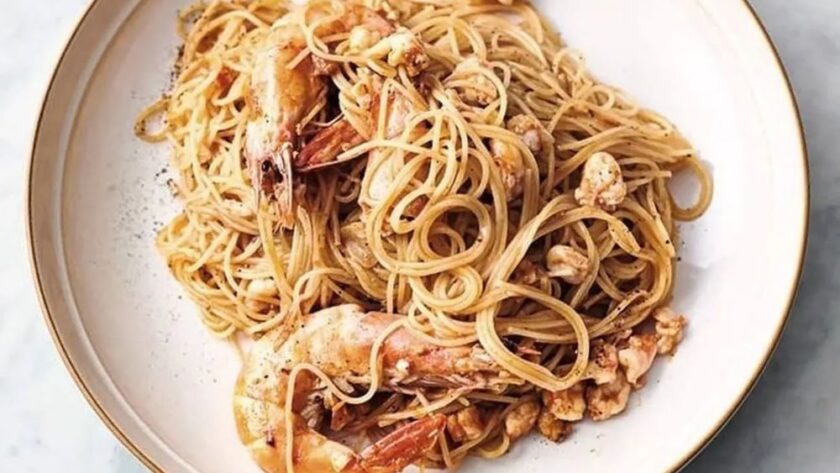 Jamie Oliver Rosé Pesto Prawn Pasta