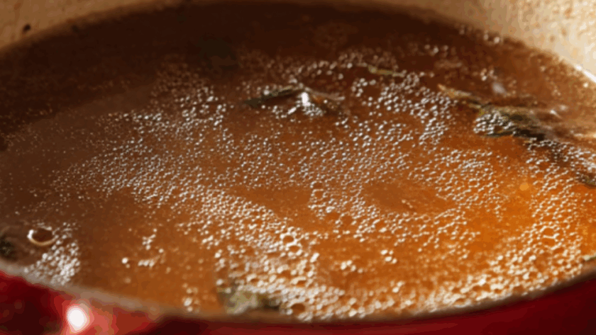Jamie Oliver Chicken Wing Gravy​