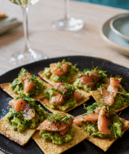 Marry Berry Guacamole and Hot-smoked Salmon Canapés Recipe